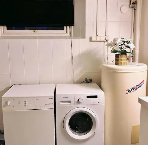 Koselig Og Sentralt Blant Lokalbefolkningen - Netflix - Parkering Appartement Tromsø