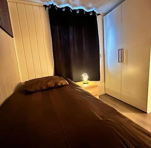 Appartement Koselig Og Sentralt Blant Lokalbefolkningen - Netflix - Parkering